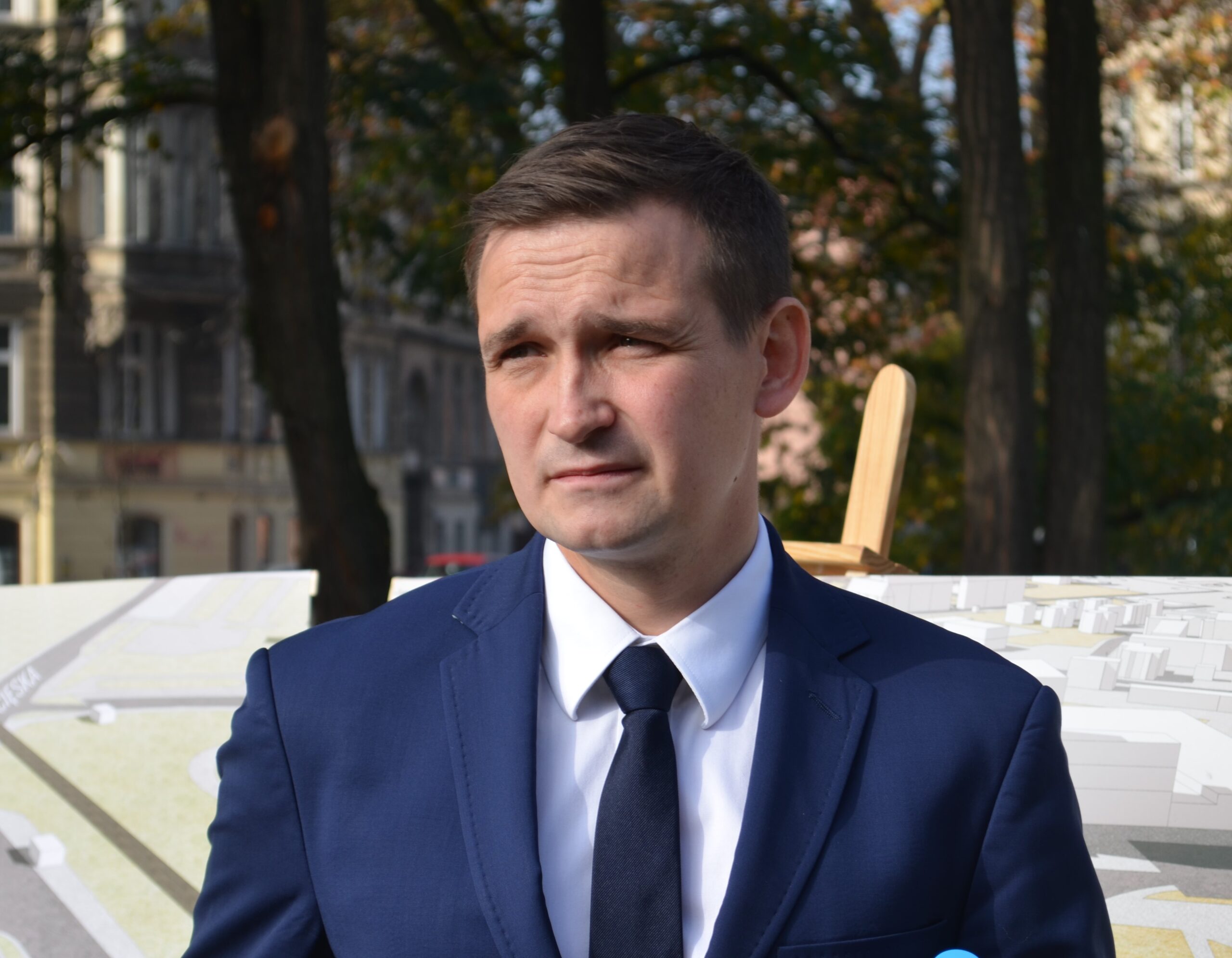 Jaros pyta Premiera o termin budowy trasy S8 z Wrocławia do Kłodzka