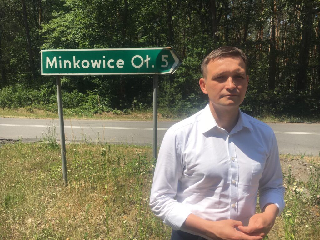 Potrzebny jest remont drogi powiatowej nr 1548D