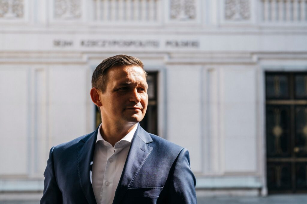 Jaros skierował interpelację w sprawie incydentu w Akademii Wojsk Lądowych im. Tadeusza Kościuszki we Wrocławiu.