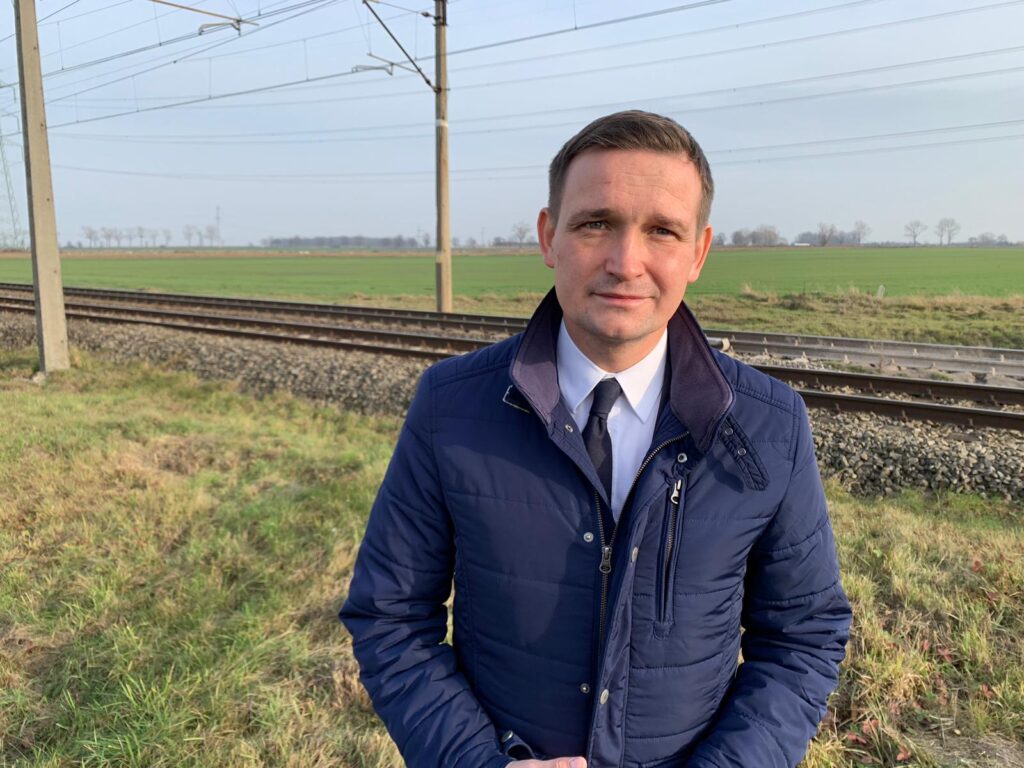 Potrzebny przystanek kolejowy w Mędłowie