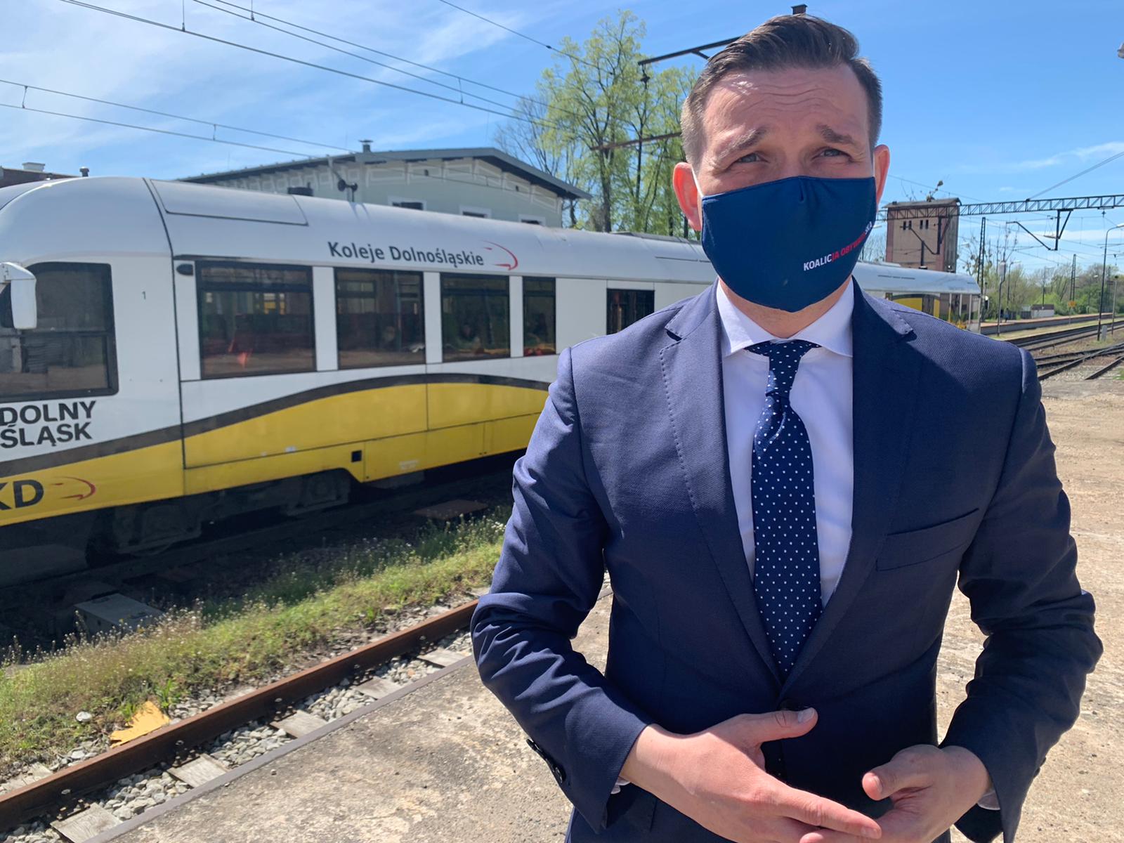Zapytanie poselskie w sprawie remontu peronu II na dworcu kolejowym w Kątach Wrocławskich