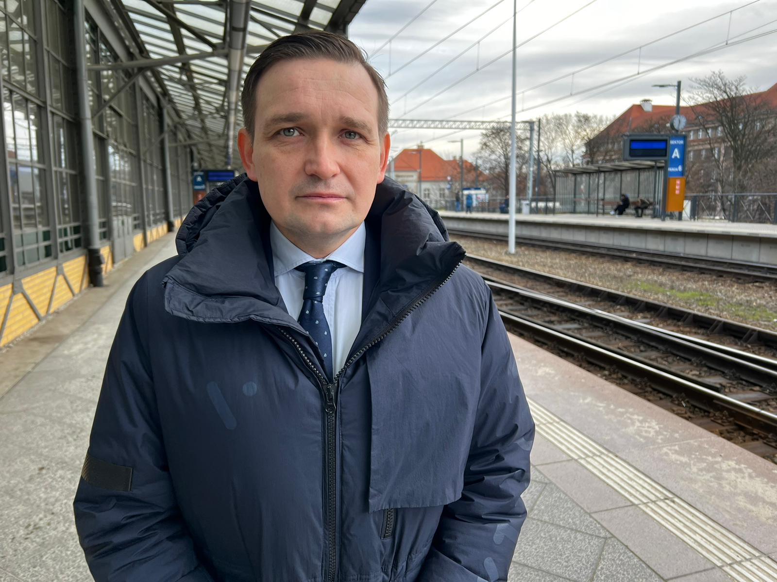 Zapytanie poselskie w sprawie budowy dodatkowego toru przy stacji Wrocław Główny